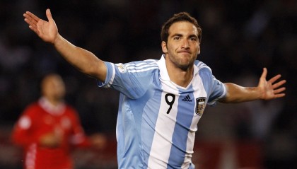 开云体育下载-毕尔巴鄂竞技客场0-3不敌皇家马德里，遭遇失利，毕尔巴鄂竞技官网